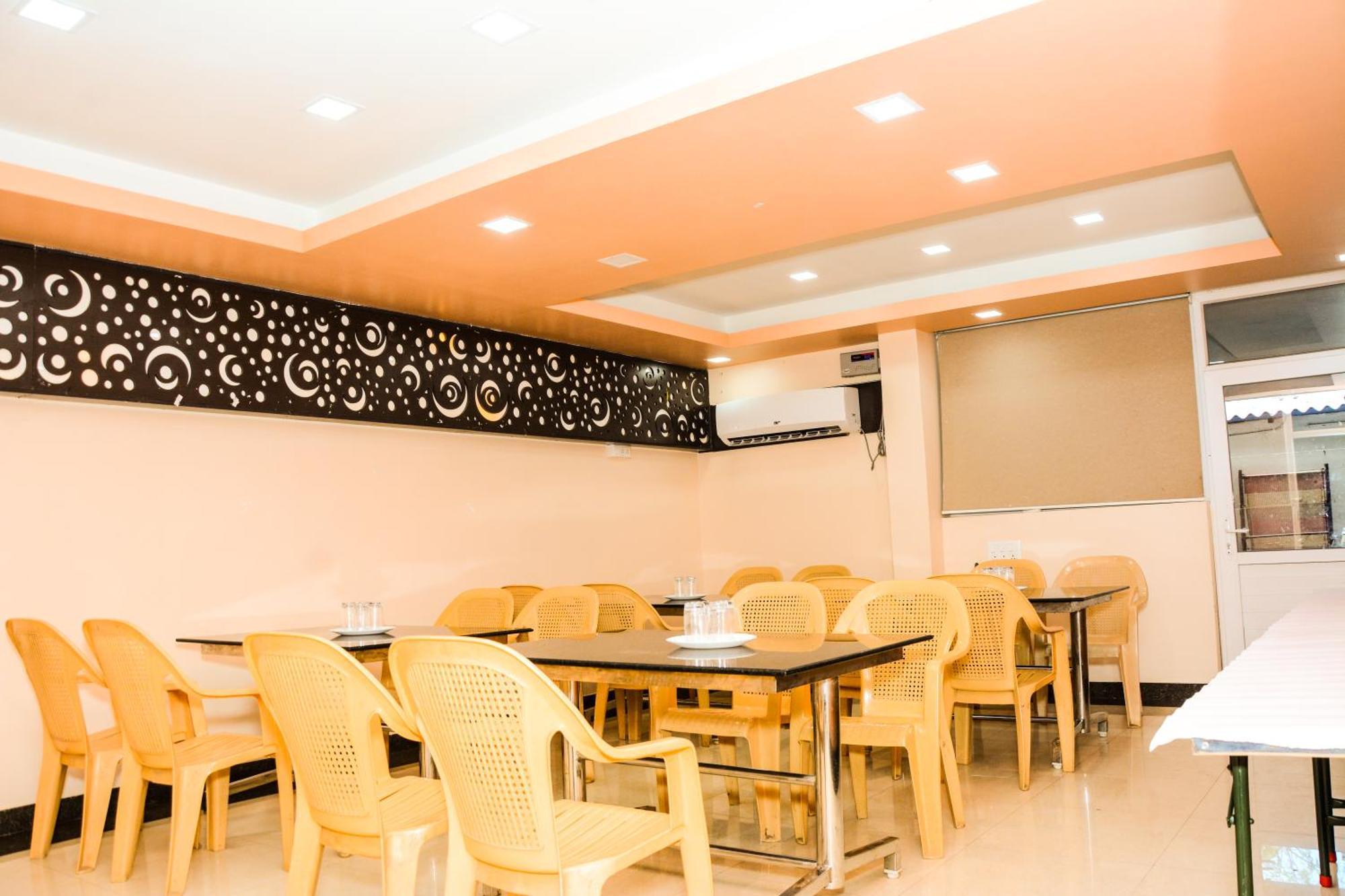 מדוראי Viswa Service Apartment מראה חיצוני תמונה